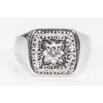 Mens Diamond Signet Ring Platinum 21g