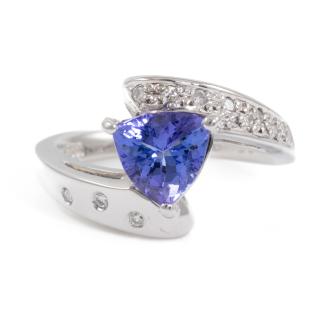 1.27ct Tanzanite and Diamond Ring